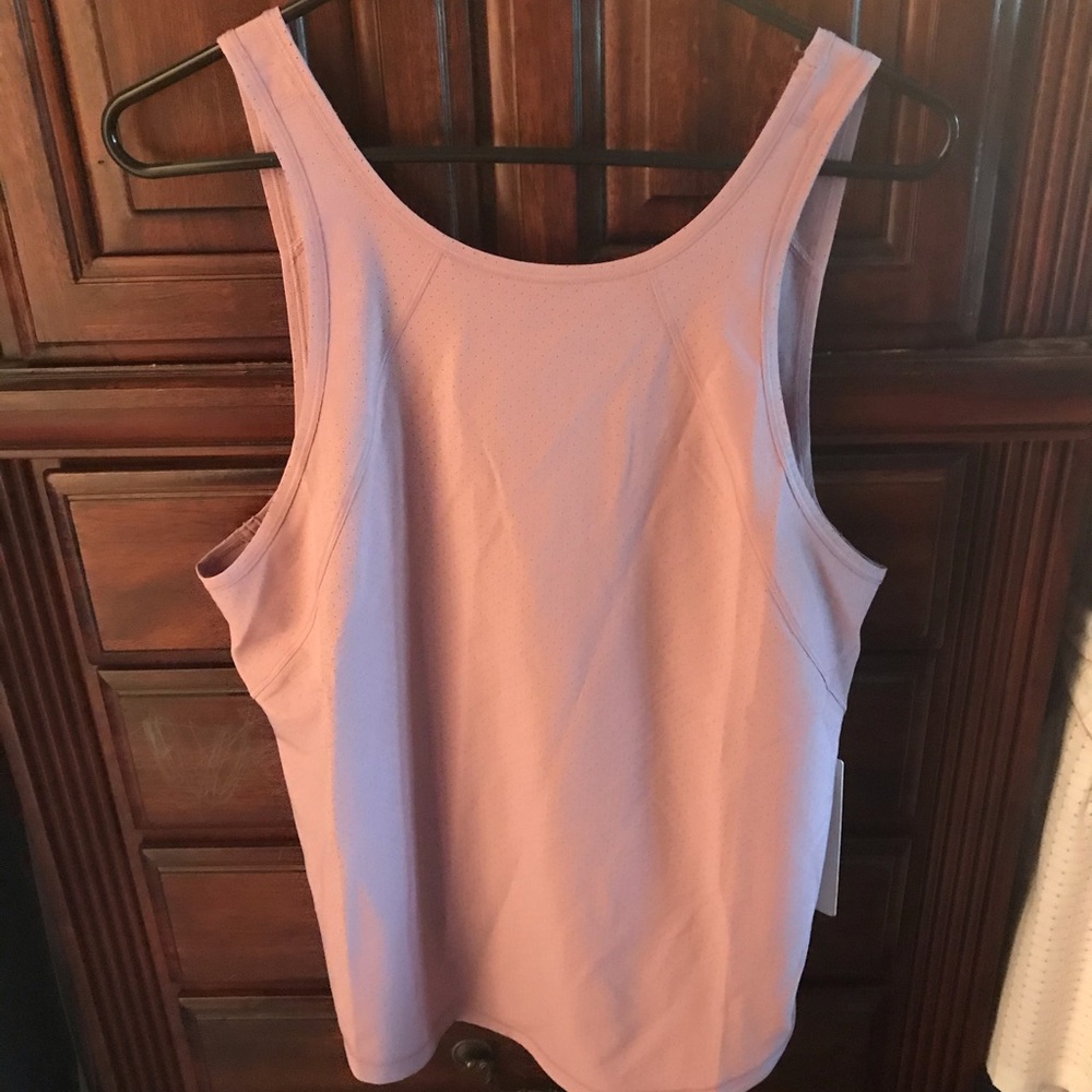 Lululemon Tank size 8